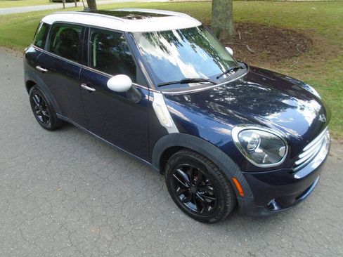 Used 2014 MINI Cooper Countryman FWD image 3
