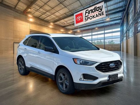 Used 2023 Ford Edge SEL w/ Sport Appearance Package AWD/4WD image 3