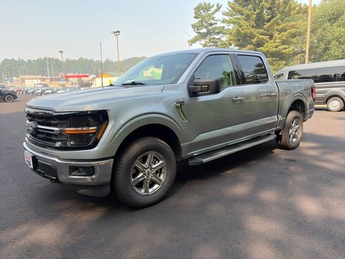 Used 2025 Ford F150 XLT w/ Equipment Group 301A Standard AWD/4WD image 3