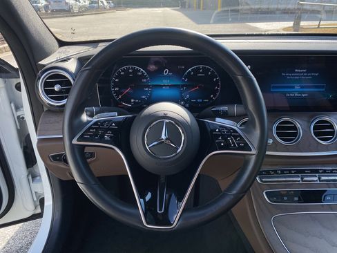 Used 2022 Mercedes-Benz E 450 E 450 w/ Driver Assistance Package image 11