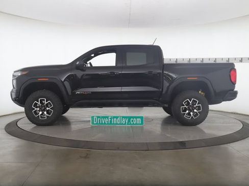 Used 2024 GMC Canyon AT4X AWD/4WD image 9