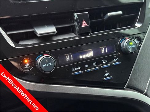 Used 2023 Toyota Camry SE image 28