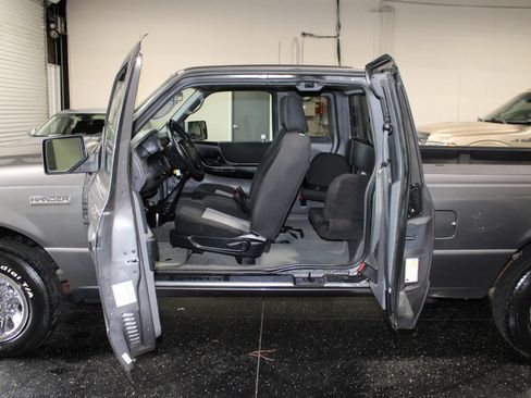 Used 2011 Ford Ranger XLT RWD image 23
