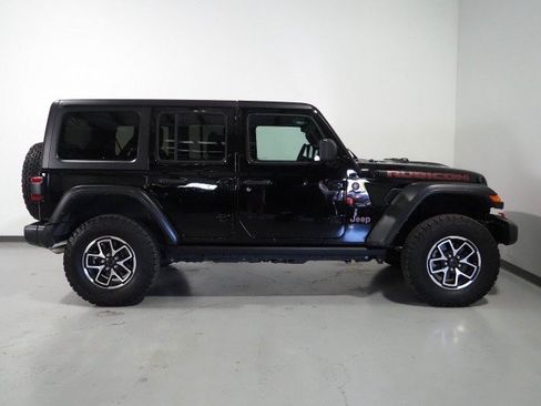 Used 2025 Jeep Wrangler 4WD Rubicon image 4