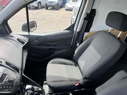 Used 2016 Ford Transit Connect XL FWD image 13