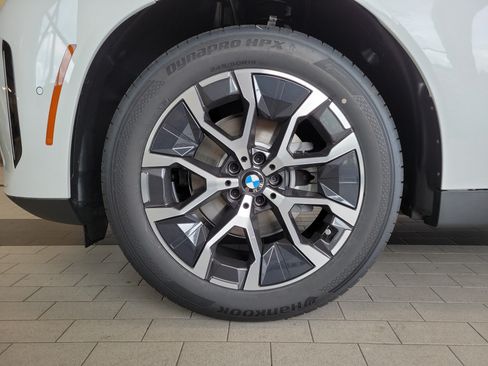 New 2026 BMW X3 xDrive30i w/ Convenience Package AWD/4WD image 11
