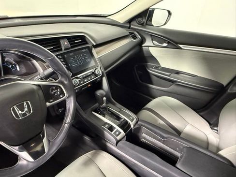 Certified 2019 Honda Civic EX image 26