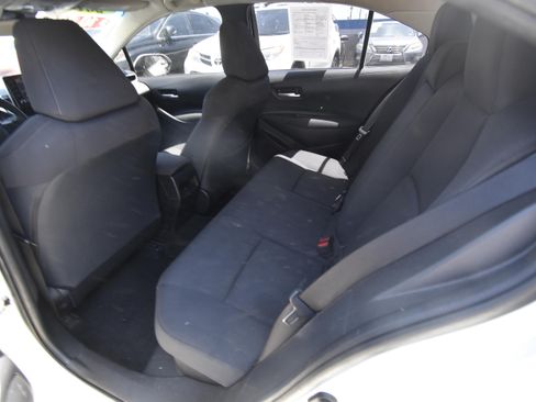 Used 2021 Toyota Corolla LE w/ Carpet Mat Package (TMS) FWD image 9