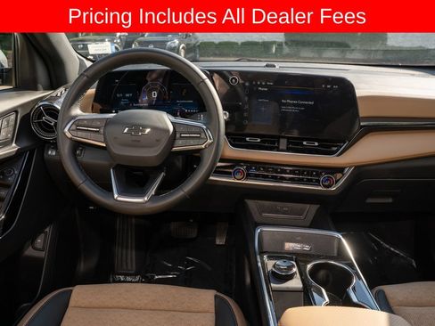 Used 2026 Chevrolet Equinox ACTIV w/ Convenience Package III AWD/4WD image 7