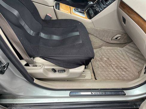 Used 2004 Volvo XC90 2.5T image 30