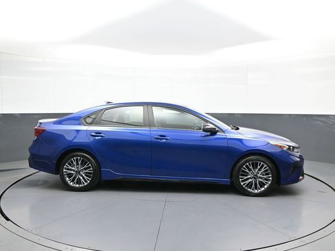 Certified 2024 Kia Forte GT-Line FWD image 5