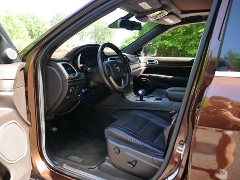 Used 2014 Jeep Grand Cherokee Summit AWD/4WD image 21
