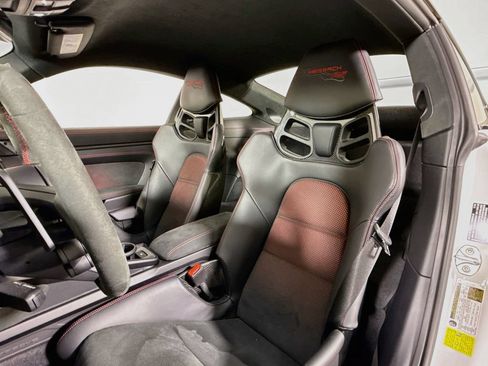 Certified 2025 Porsche 911 GT3 RS RWD image 5