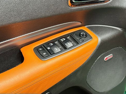 Used 2018 Dodge Durango SRT w/ Technology Group image 18