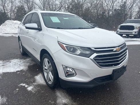 Used 2019 Chevrolet Equinox Premier image 2