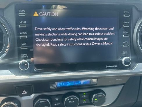 Used 2021 Toyota Tacoma SR5 w/ Technology Package AWD/4WD image 6