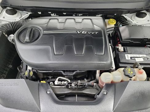 Used 2021 Jeep Cherokee Latitude Lux 80th Anniv w/ Quick Order Package 26U 80TH image 30