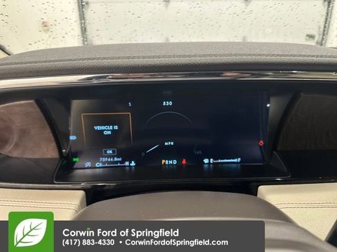 Used 2019 Lincoln Navigator Reserve image 38