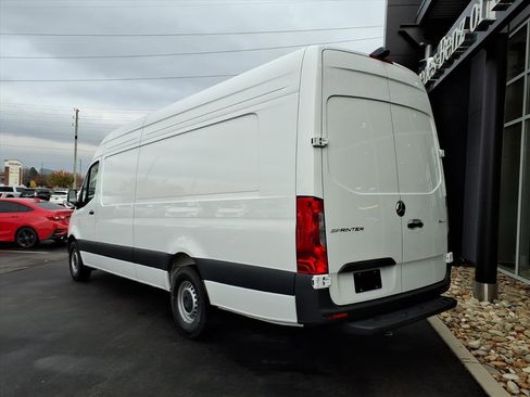New 2026 Mercedes-Benz Sprinter 2500 image 4