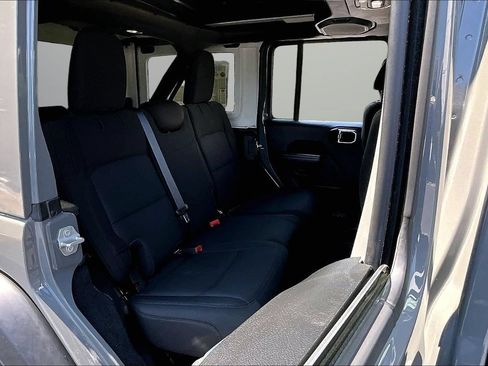 Used 2021 Jeep Wrangler Unlimited Sport AWD/4WD image 24