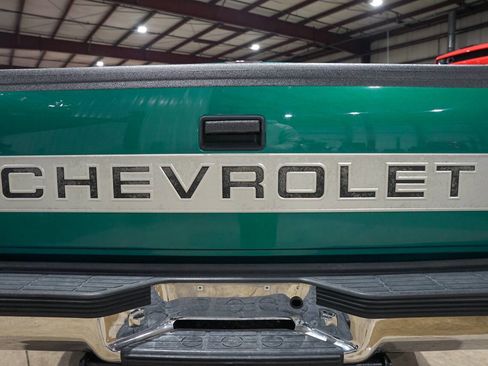 Used 1995 Chevrolet Silverado 1500 K1500 Silverado 2dr 4WD Extend image 25