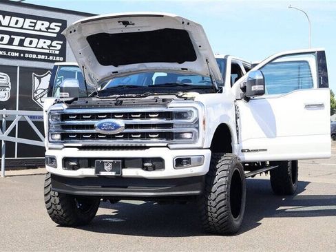 Used 2023 Ford F350 Platinum AWD/4WD image 36