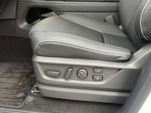 New 2026 INFINITI QX80 Autograph image 13