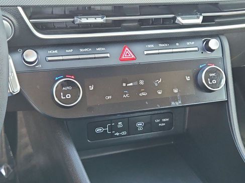 Used 2025 Hyundai Sonata SEL FWD image 17