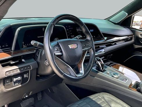 Used 2021 Cadillac Escalade ESV Sport Platinum AWD/4WD image 18