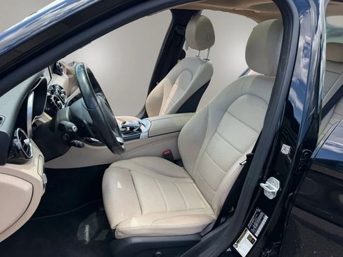 Used 2016 Mercedes-Benz C 300 4MATIC Sedan image 22