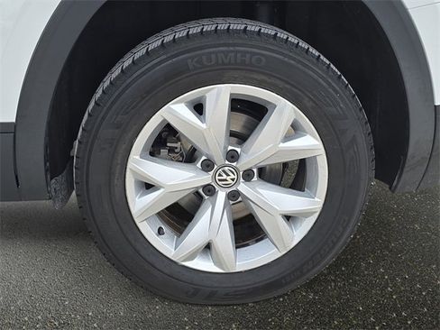 Used 2018 Volkswagen Atlas SE image 37