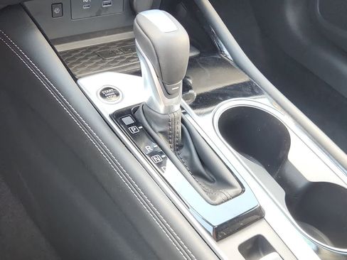 New 2025 Nissan Altima 2.5 SL image 13