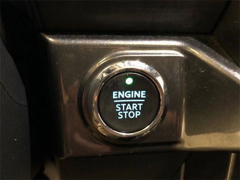 Used 2022 Ford F150 XLT w/ Equipment Group 302A High image 19