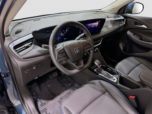 Used 2026 Buick Encore GX Sport Touring w/ Advanced Technology Package image 9