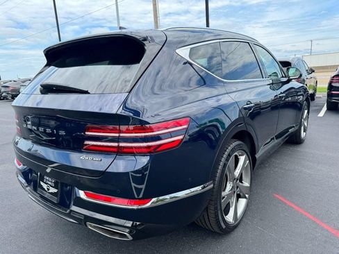 Used 2022 Genesis GV80 3.5T w/ Prestige Package 07 AWD/4WD image 3