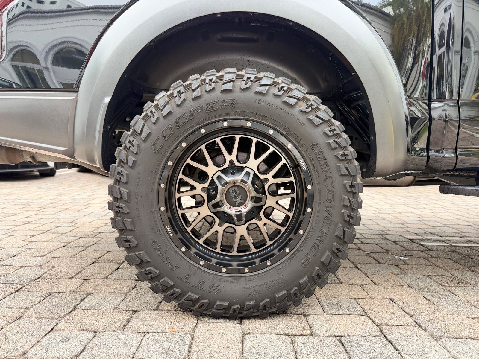Used 2019 Ford F150 Raptor w/ Equipment Group 802A Luxury AWD/4WD image 27