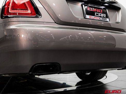 Used 2015 Rolls-Royce Wraith image 18
