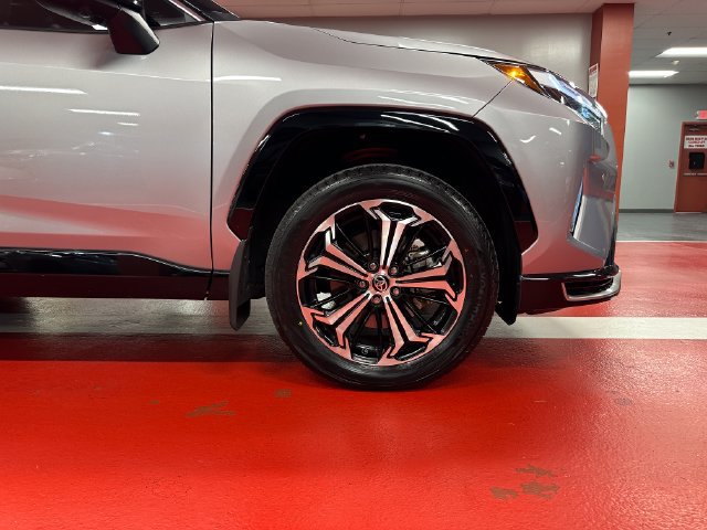 Certified 2025 Toyota RAV4 XSE w/ Premium Package AWD/4WD image 29