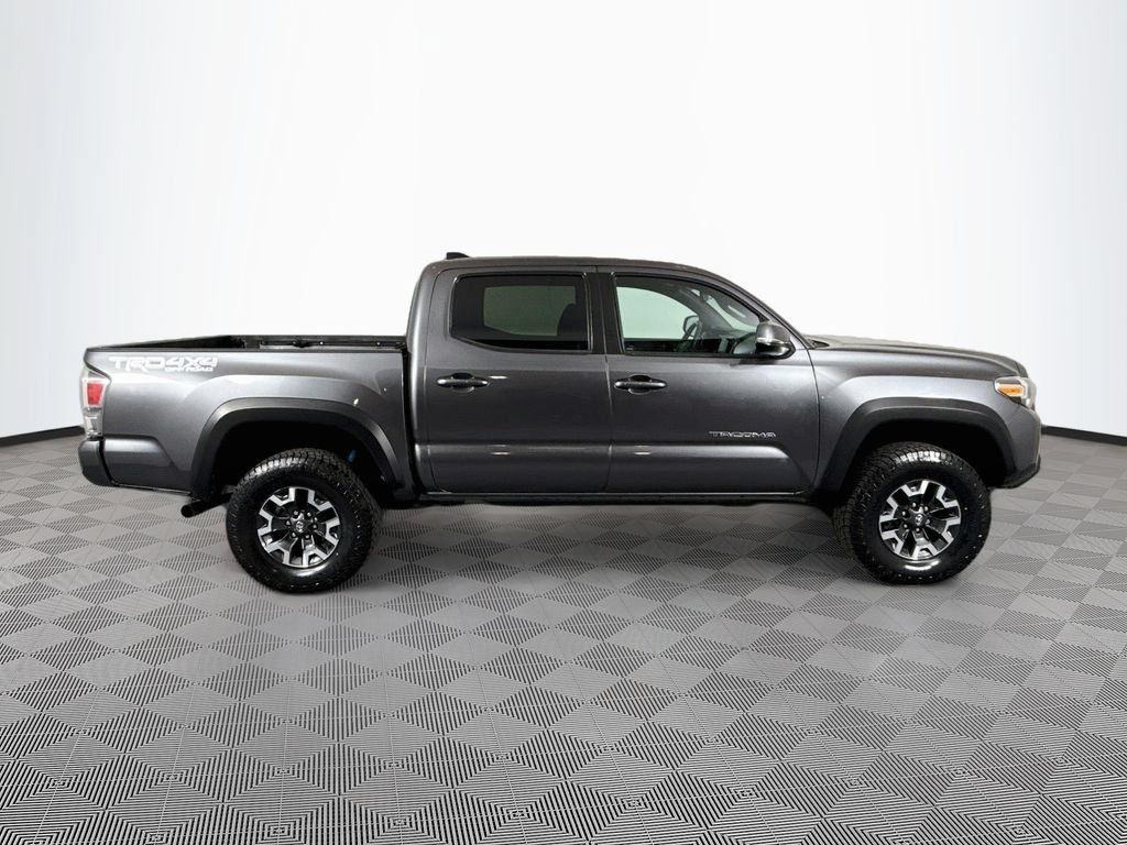Used 2021 Toyota Tacoma TRD Off-Road AWD/4WD image 8