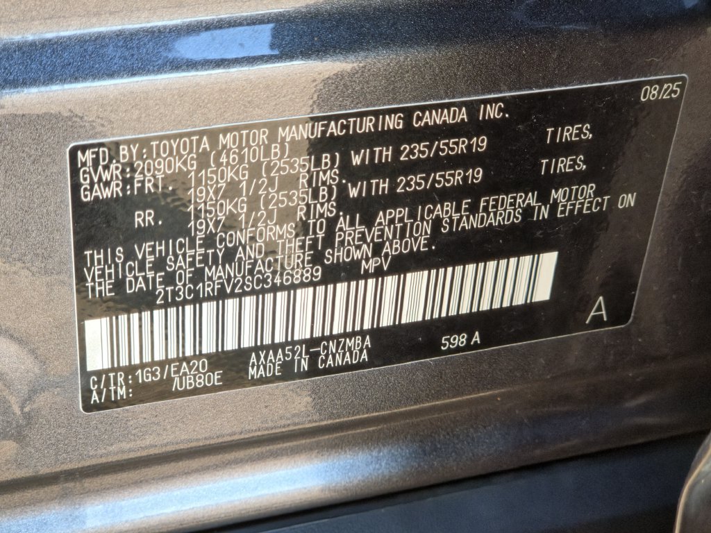 Used 2025 Toyota RAV4 XLE Premium FWD image 33