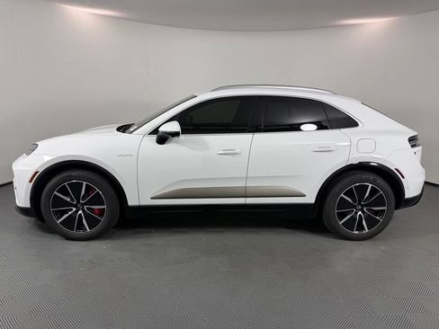 Certified 2025 Porsche Macan Turbo Electric AWD/4WD image 2