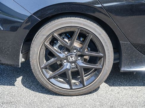 Used 2025 Honda Civic Sport image 14