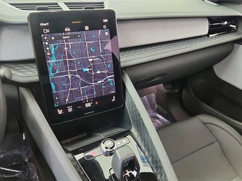 Used 2022 Polestar Polestar 2 image 38