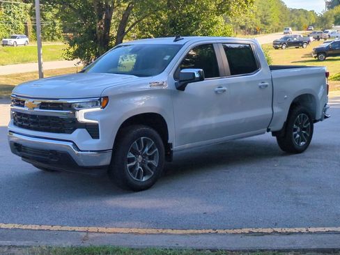 New 2026 Chevrolet Silverado 1500 LT w/ All Star Edition Plus AWD/4WD image 8