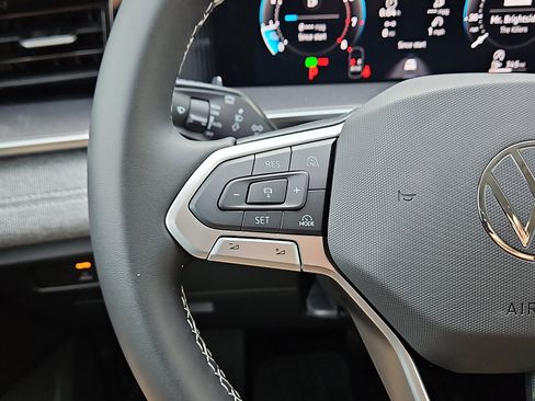 New 2026 Volkswagen Tiguan S image 17