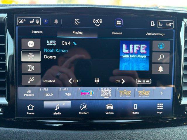 Used 2026 Chrysler Pacifica Select FWD image 26