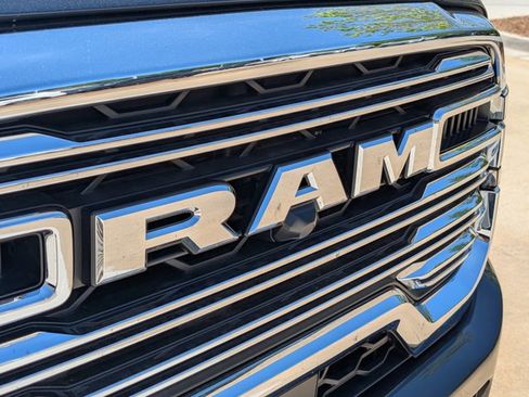 Used 2026 RAM 2500 Laramie AWD/4WD image 5
