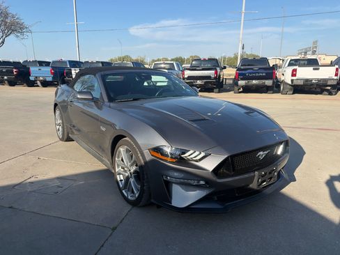 Used 2021 Ford Mustang GT Premium w/ Equipment Group 401A image 5