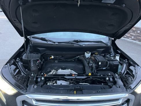 Used 2018 GMC Terrain SLT image 23