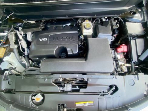 Used 2017 Nissan Pathfinder SL w/ SL Tech Package AWD/4WD image 31